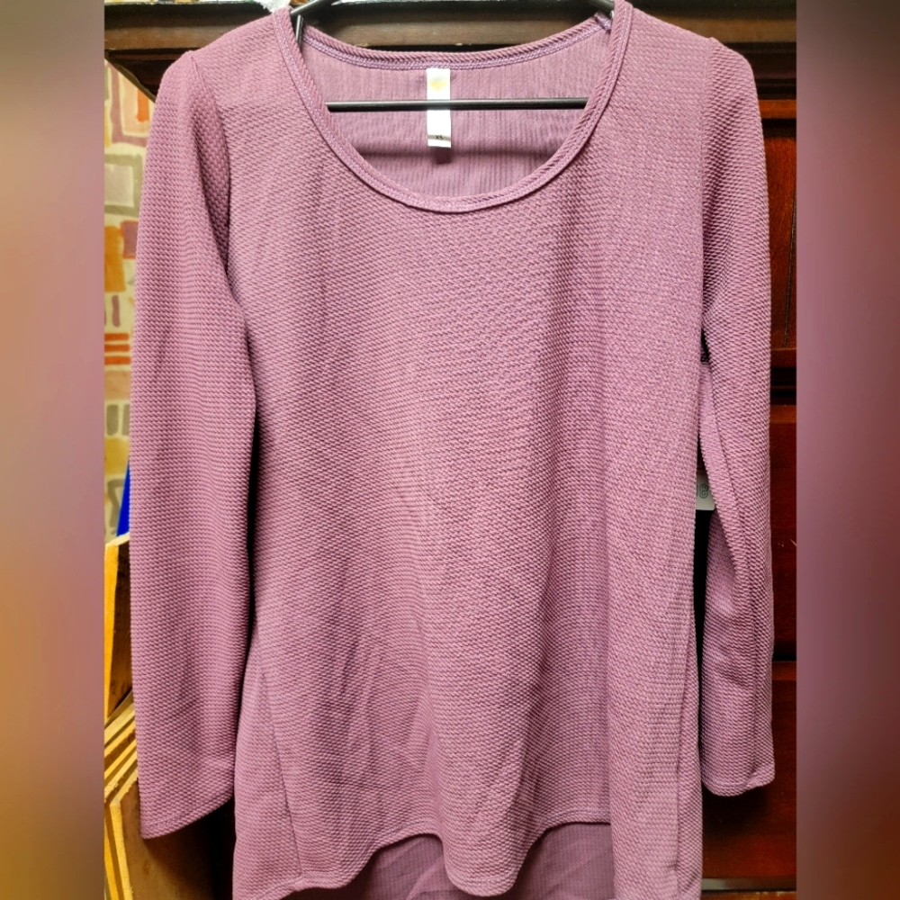 Lularoe shirt